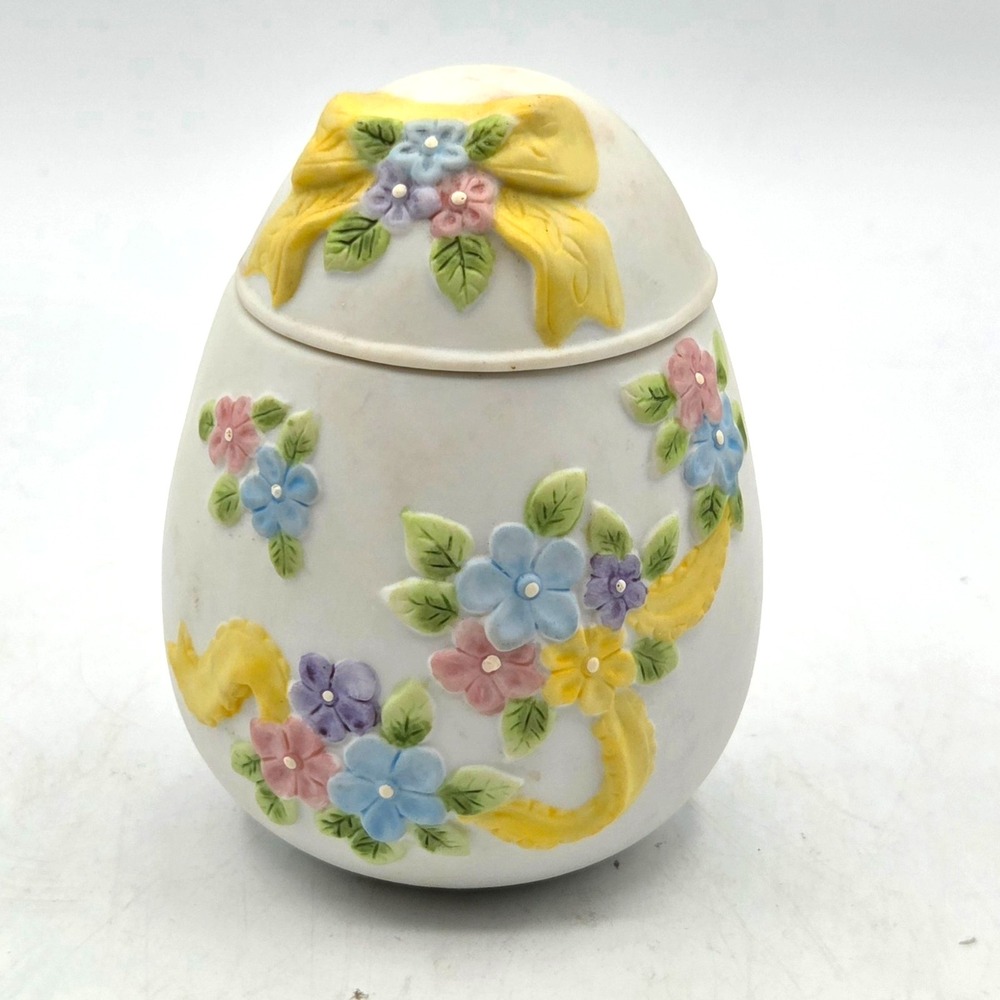 Lefton Porcelain Egg Shaped Trinket Box‎ 1991 Hand Painted Bisque